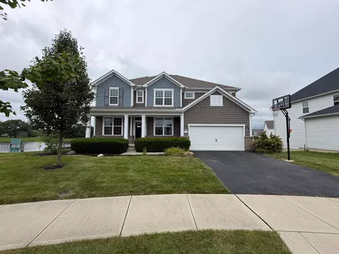 Exterior - 324 Silver Fox Way, Delaware, OH 43015 photo 4 of 7