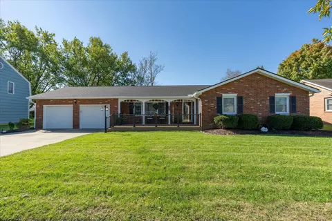609 Damon Dr, Washington Court House, OH 43160
