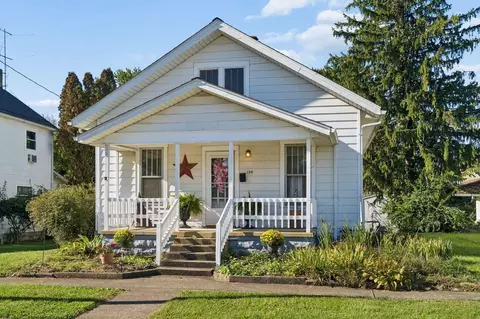199 N Market St, Mount Sterling, OH 43143