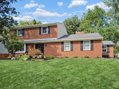 1428 Park Ridge Dr, Columbus, OH 43235