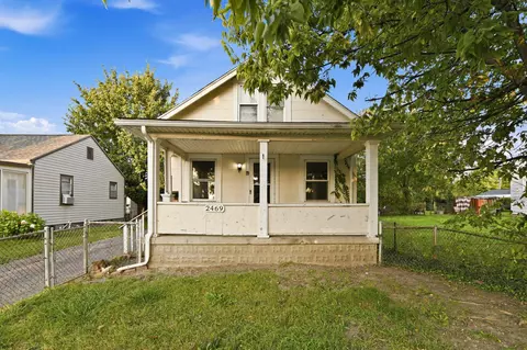 2469 Pontiac St, Columbus, OH 43211