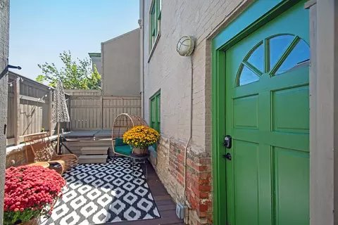 51 W Blenkner St #108, Columbus, OH 43215