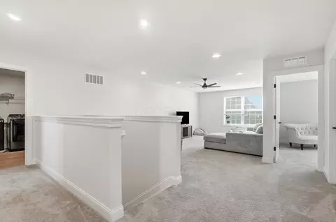 Entry Way - 39 Bluestone Ln, Delaware, OH 43015 photo 6 of 7