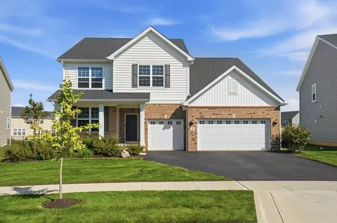 Exterior - 39 Bluestone Ln, Delaware, OH 43015 photo 4 of 6