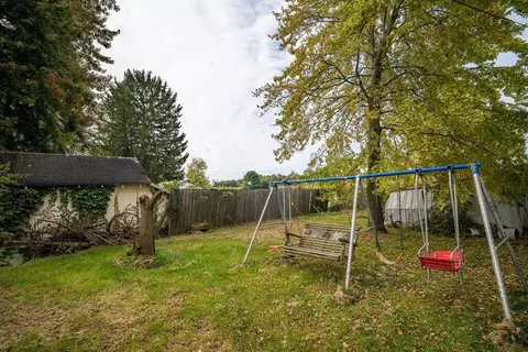 Exterior - 102 Enterprise St, Edison, OH 43320 photo 3 of 3
