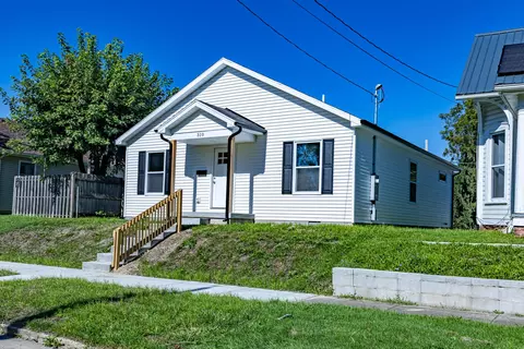 310 Cherry St, Washington Court House, OH 43160
