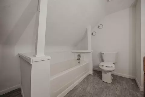 Bath - 303 Park Ave, Prospect, OH 43342 photo 3 of 4