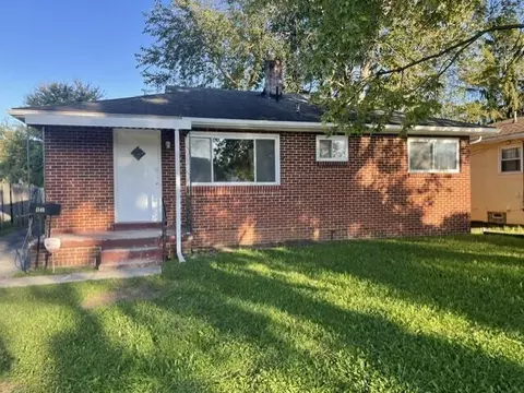 1148 Beechwood Rd, Columbus, OH 43227