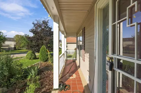Exterior - 357 Eddington Dr, Pataskala, OH 43062 photo 8 of 9