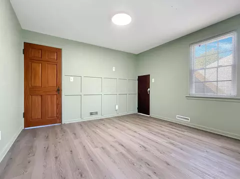 Bedroom - 1625 Crestview Dr, Springfield, OH 45504 photo 2 of 7