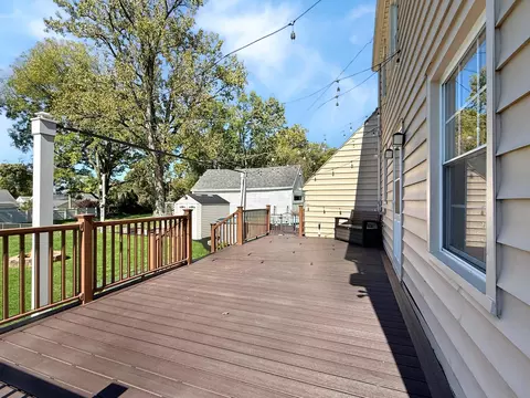 Exterior - 1625 Crestview Dr, Springfield, OH 45504 photo 9 of 14