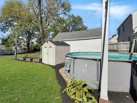 Other - 1625 Crestview Dr, Springfield, OH 45504 photo 2 of 8