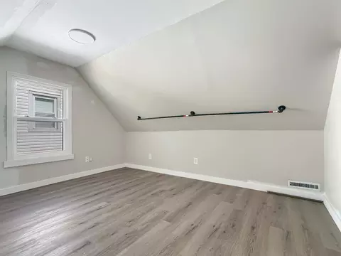 Bedroom - 1625 Crestview Dr, Springfield, OH 45504 photo 6 of 7