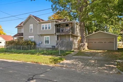 127 E Walnut St, Marion, OH 43302 photo 3
