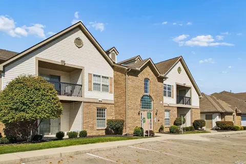 707 Hidden Springs Dr, Lewis Center, OH 43035