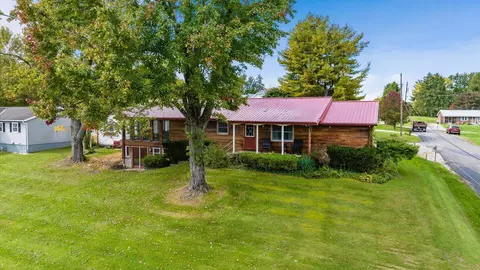 500 Summer St, New Lexington, OH 43764