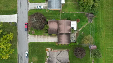 View/Area - 447 Edgefield Dr, Marion, OH 43302 photo 2 of 9
