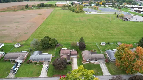 View/Area - 447 Edgefield Dr, Marion, OH 43302 photo 4 of 9