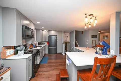 Kitchen - 447 Edgefield Dr, Marion, OH 43302 photo 1 of 4