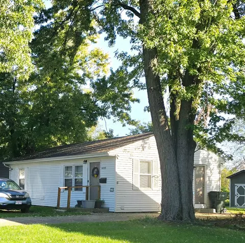 6135 Roselawn Ave, Columbus, OH 43232
