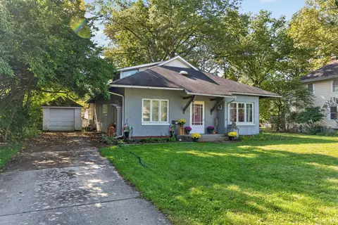 717 W 7th St, Marysville, OH 43040