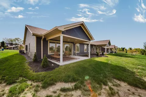 104 Willows End, Bellefontaine, OH 43311