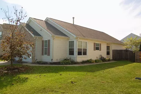1069 Crossbrook Blvd, Galloway, OH 43119