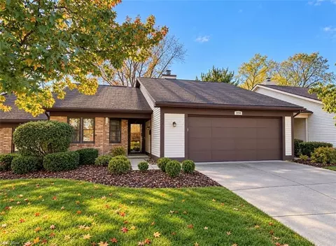 1134 S Slope Bay, Zanesville, OH 43701