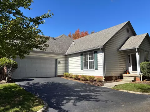 6427 Upper Lake Cir, Westerville, OH 43082