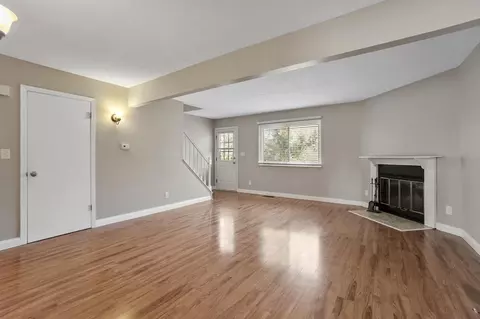 Living - 384-386 W Powell Rd, Powell, OH 43065 photo 1 of 3
