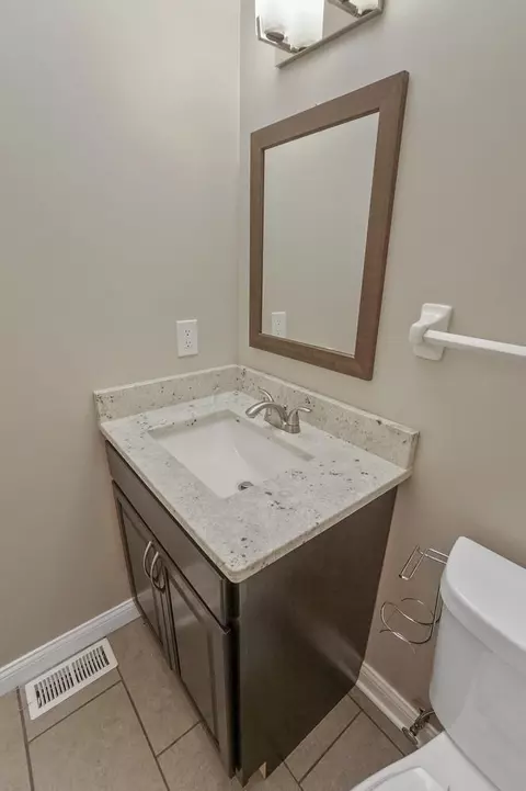 Bath - 384-386 W Powell Rd, Powell, OH 43065 photo 1 of 2