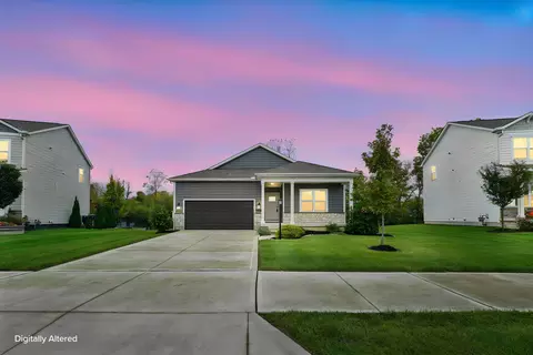 261 Crestview Ct, Pickerington, OH 43147