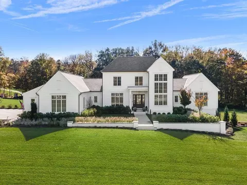 Exterior - 7365 Perry Rd, Delaware, OH 43015 photo 5 of 18