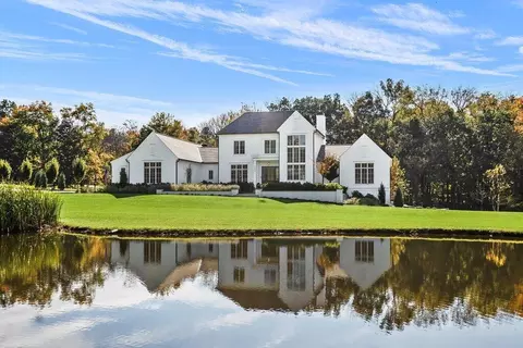 Exterior - 7365 Perry Rd, Delaware, OH 43015 photo 6 of 18