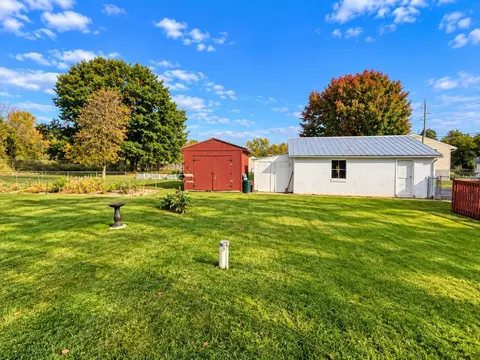 Exterior - 2525 Gooding Rd, Marion, OH 43302 photo 6 of 7