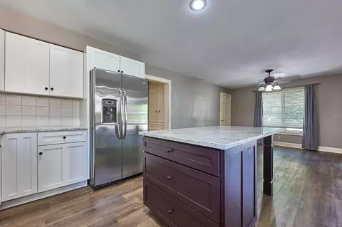 Kitchen - 1537 Shawnee Rd #B, Lima, OH 45805 photo 2 of 2