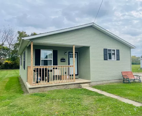 20 Vine St, Jeffersonville, OH 43128