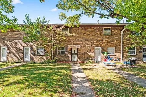 2370 Woodbrook Cir S UNIT C, Columbus, OH 43223