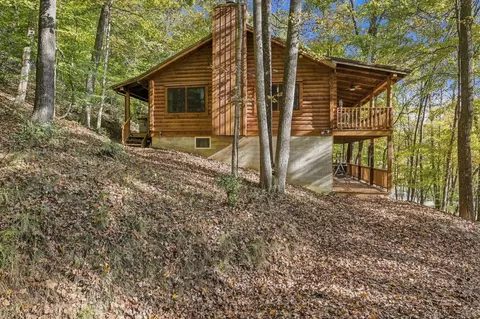 1857 Piute Ln, Sugar Grove, OH 43155