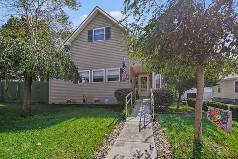 30 Belmont Ave, Mount Vernon, OH 43050