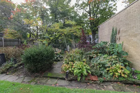 Exterior - 539 Maple St, Mansfield, OH 44906 photo 22 of 26