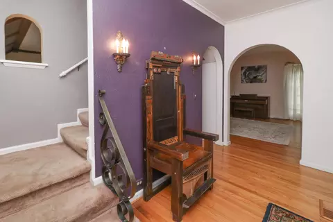 Entry Way - 539 Maple St, Mansfield, OH 44906 photo 6 of 6