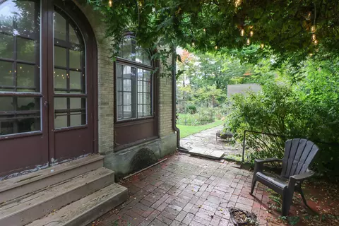 Exterior - 539 Maple St, Mansfield, OH 44906 photo 13 of 26