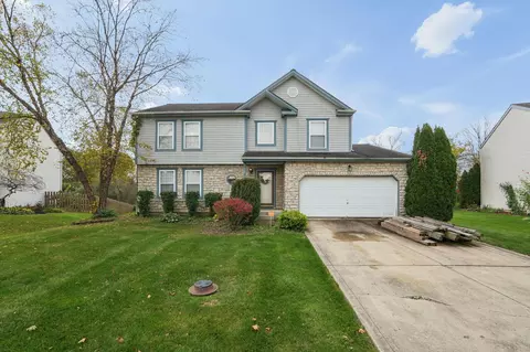 3544 Greenville Dr, Lewis Center, OH 43035