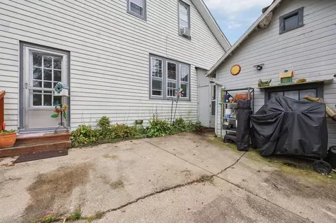 Exterior - 108 S 7th St, Hebron, OH 43025 photo 6 of 9