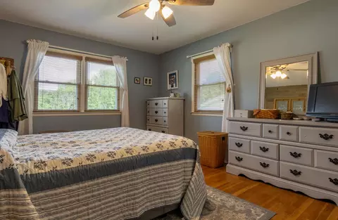 Bedroom - 253 Marvel Dr, Lancaster, OH 43130 photo 3 of 4