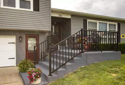 Exterior - 253 Marvel Dr, Lancaster, OH 43130 photo 9 of 10