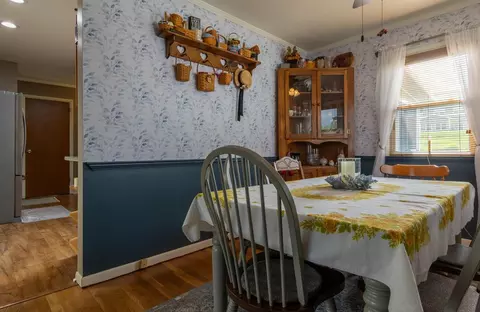 Dining - 253 Marvel Dr, Lancaster, OH 43130 photo 4 of 4