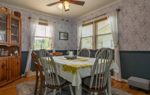 Dining - 253 Marvel Dr, Lancaster, OH 43130 photo 2 of 4