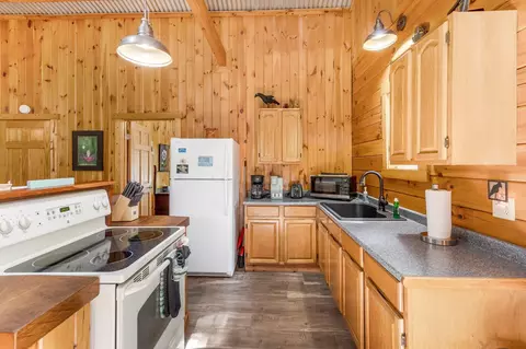 Kitchen - 28560 Blackjack Rd, Logan, OH 43138 photo 5 of 13